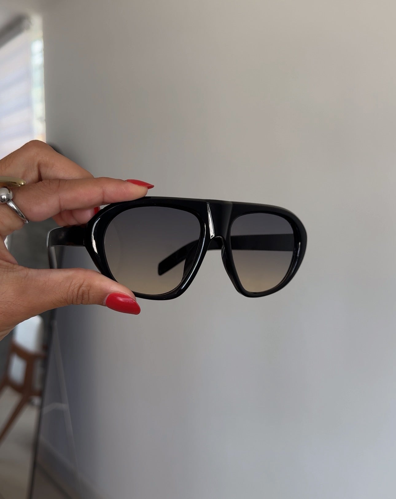 Aviator straight sunglasses